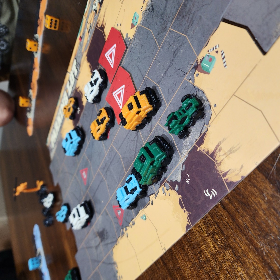 Post-apocalyptic car combat game